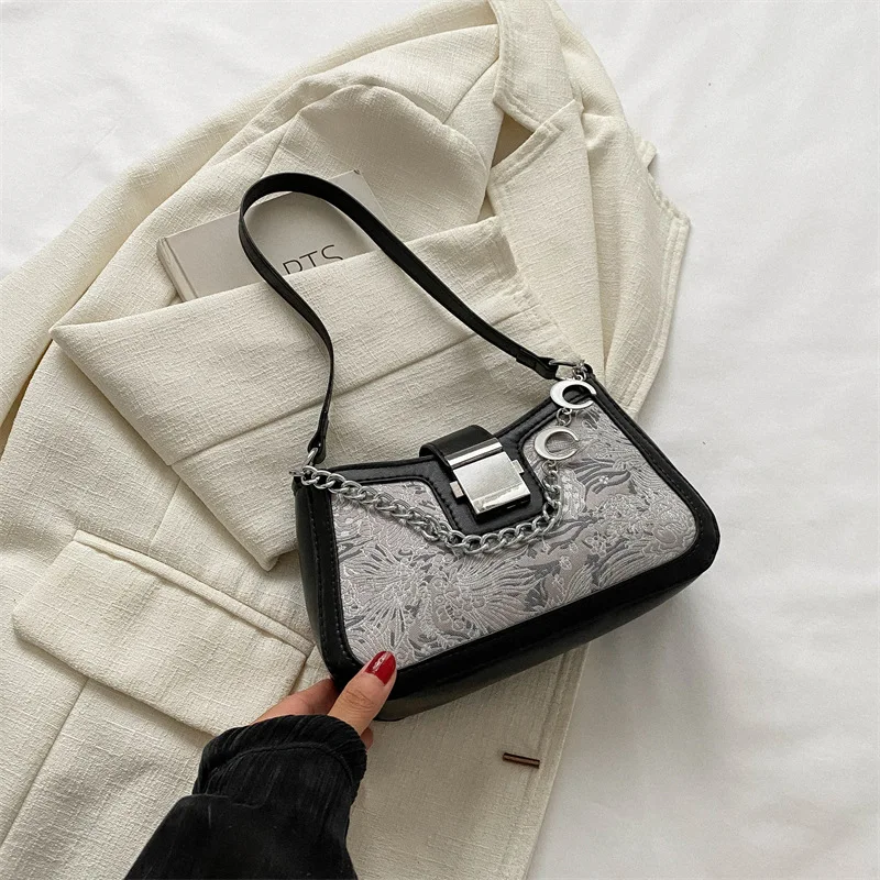 French Casual Underarm Shoulder Bag Women Chain Handbag Fashion Texture Shoulder Bag Color Matching Small Square Shoulder Bag