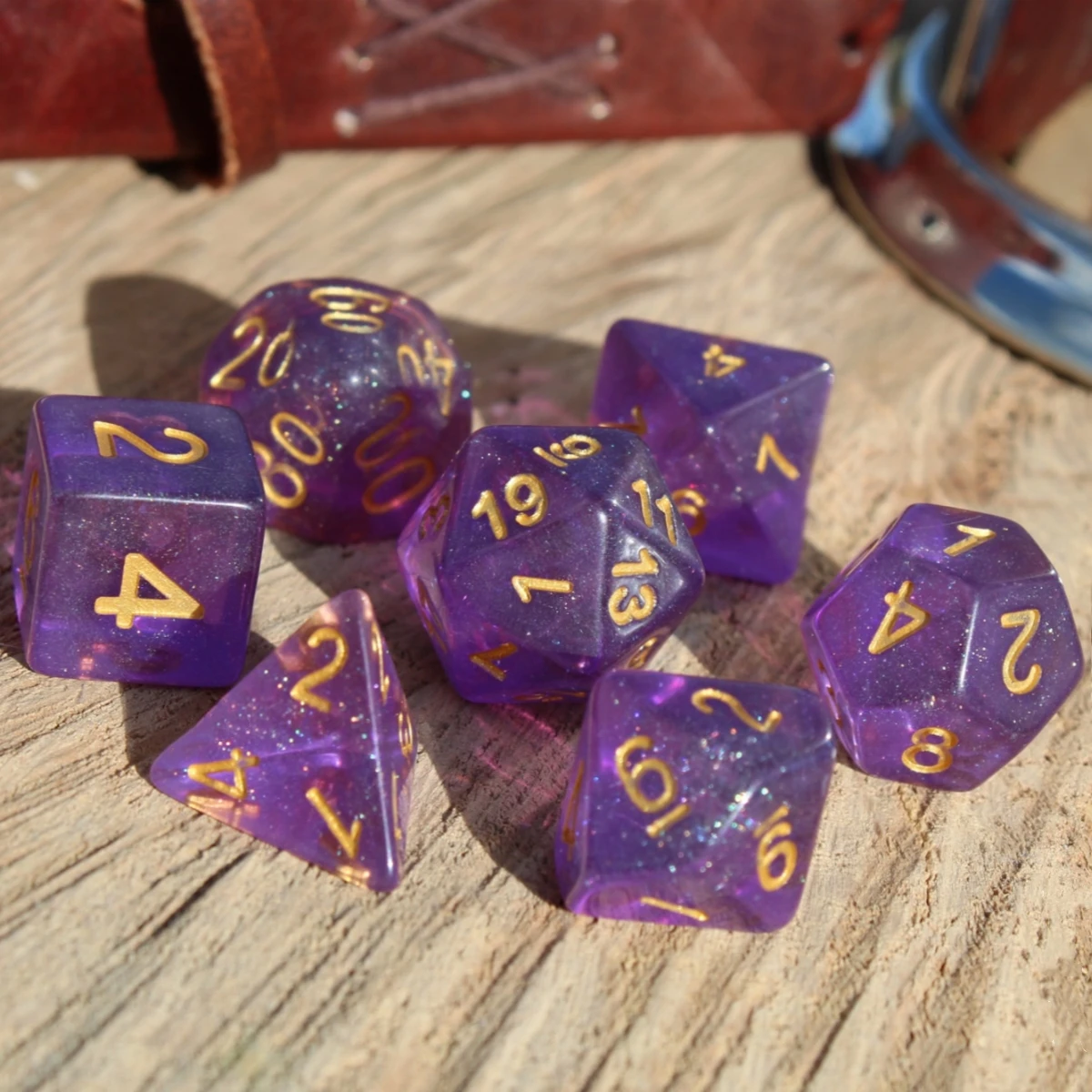 Juego de 7 dados de cielo estrellado de galaxia púrpura violetas para DND mazmorras y dragones, juegos de mesa D & D RPG, juego de rol de mesa