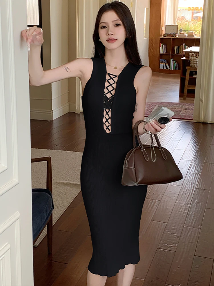 2025 Witte Gebreide Bandage Hollow Out Sexy Jurk Vrouwen Elegant Casual Mouwloze Midi Jurk Zomer Koreaanse Bodycon Prom Kleding