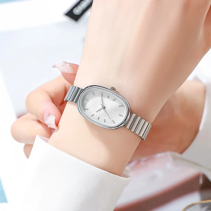 Retro Luxury Fashion Gold Watches for Women Korean Style Elegant Versatile Silver Quartz Watch Steel Strap Ladies Wristwatch