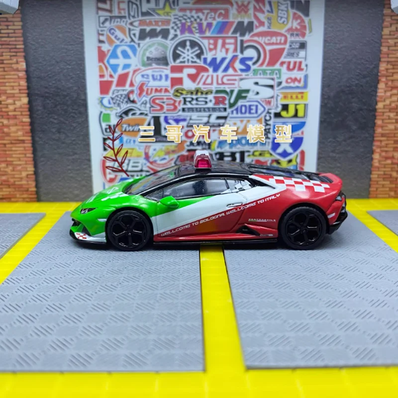 Diecast Schaal 1:64 EVO LP610 Gids Voertuig Legering Automodel Eindproduct Simulatie Speelgoedcollectie Cadeau Statische weergave