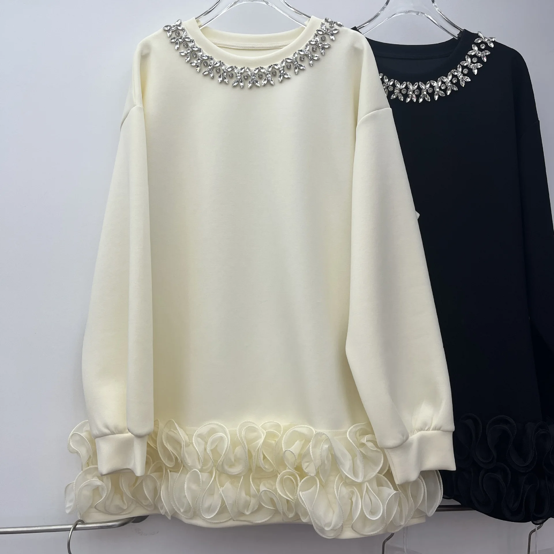 SuperAen 2025 خريف جديد المرأة فضفاضة س الرقبة الماس الشاش تكدرت تقسم بلوزات بأكمام طويلة بلوزات الموضة وغير رسمية #3