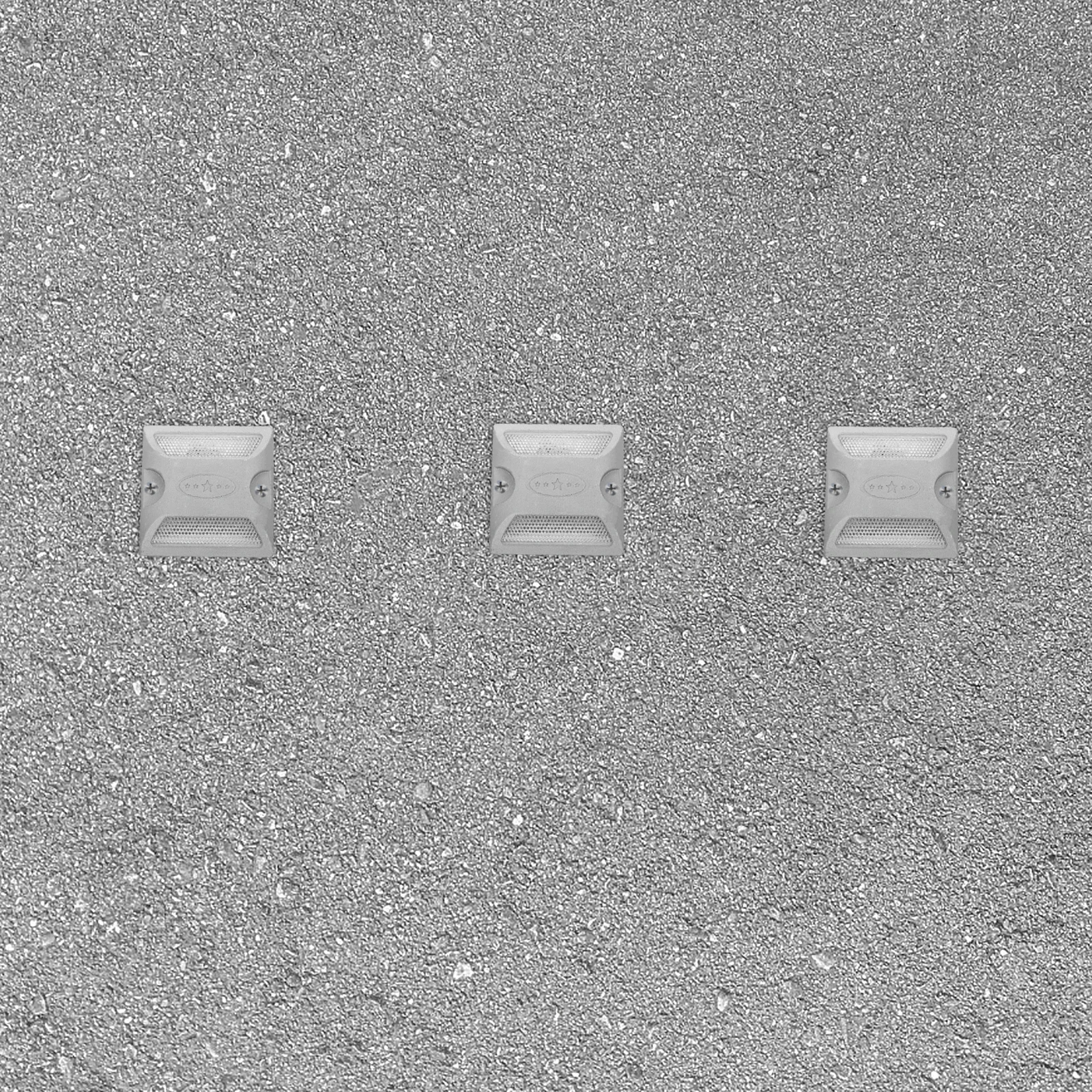 2Pcs Reflective Pavement Markers High Visibility Road Reflectors for Driveway Entrance Gate Post Yard Pathway Traffic Guidance