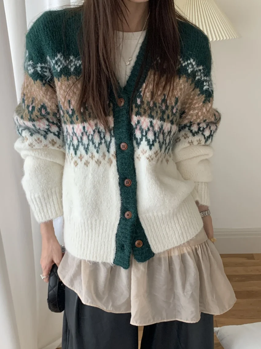 

Alien Kitty Vintage Sweaters New Casual Chic Winter Daily Florals 2026 Office Lady Gentle Slim Loose Sweet Knitted Coats