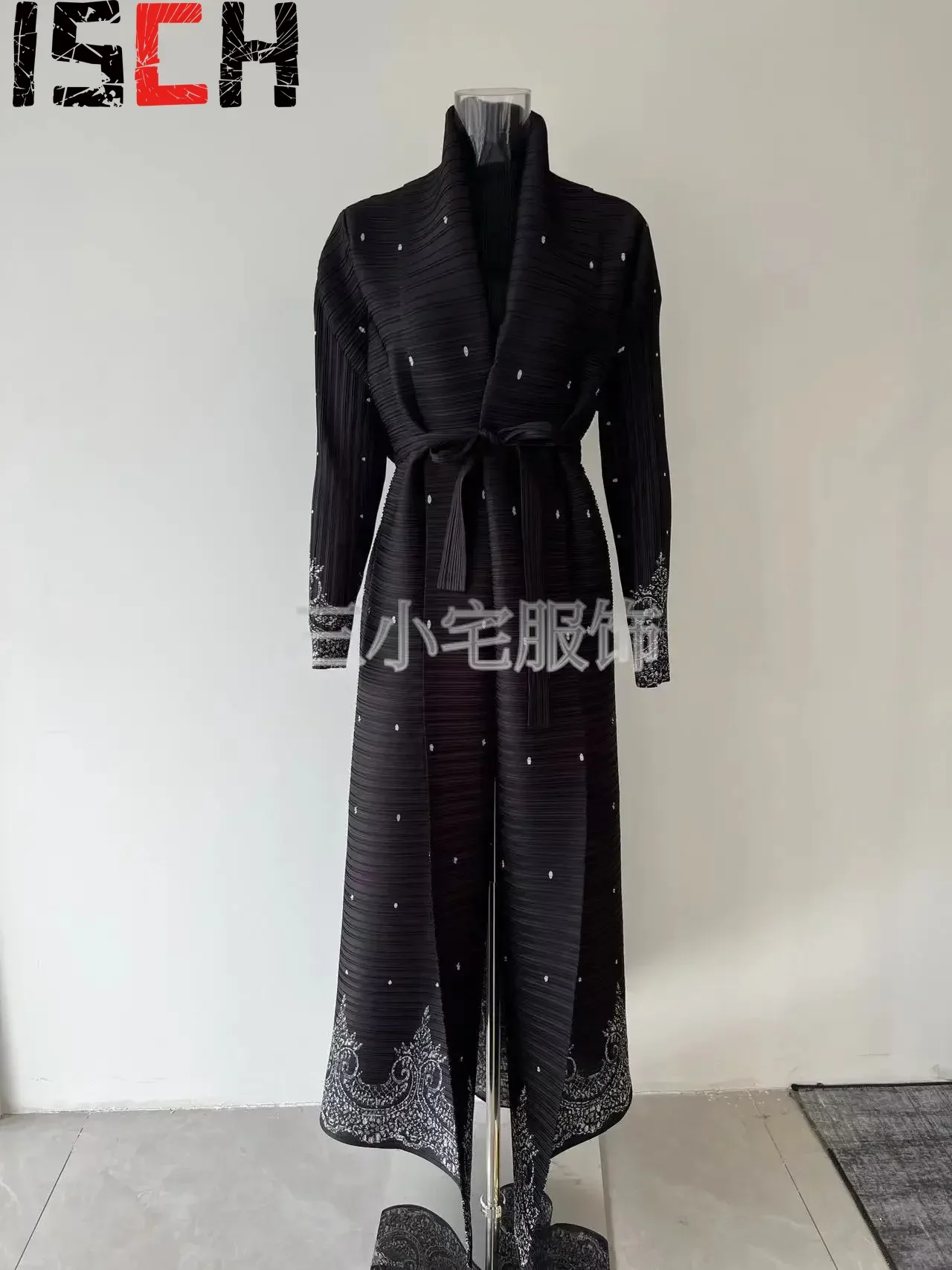 pleats robe Long Sleeve Printed Dress Windbreak Women 2024 Winter New Original Designer Abayas Turndown Collar Belted Coats