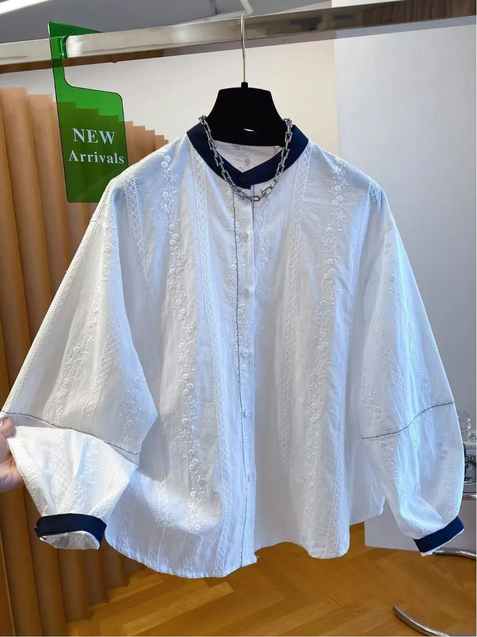 

Loose Cotton Long Sve round Ne Embroidered irt Women's Casual Comfortable Breathable Faion Commute Sle White Top