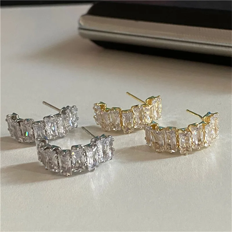 2023 موضة البريق غرامة الزركون C شكل كريستال أقراط للنساء الكورية مزاجه اكسسوارات الزفاف مجوهرات الفتيات هدية