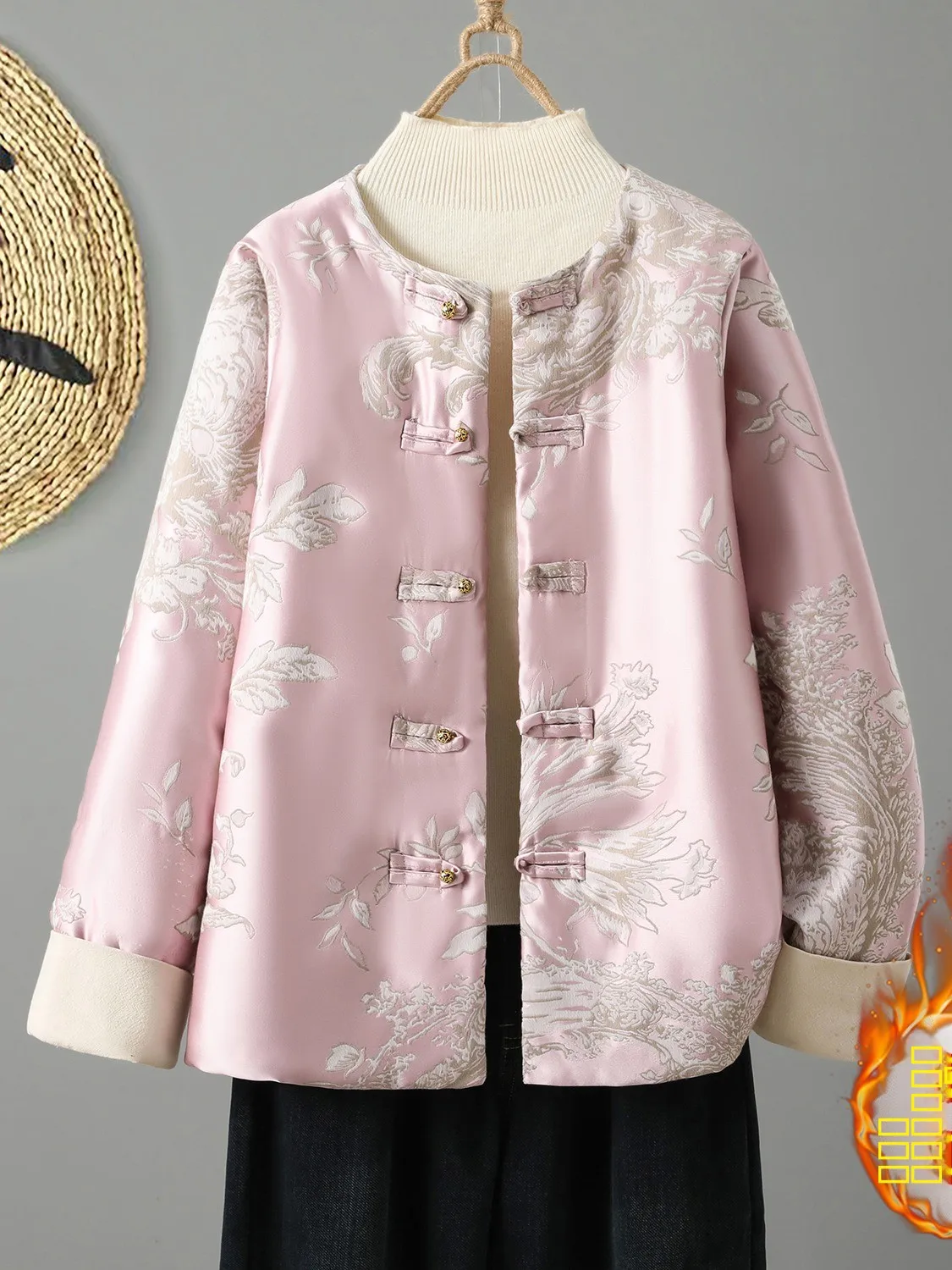 

Новая китайская шелковая атласная вышитая хлопковая куртка с круглым вырезом, женское зимнее теплое пальто ручной работы на пуговицах, зимняя одежда