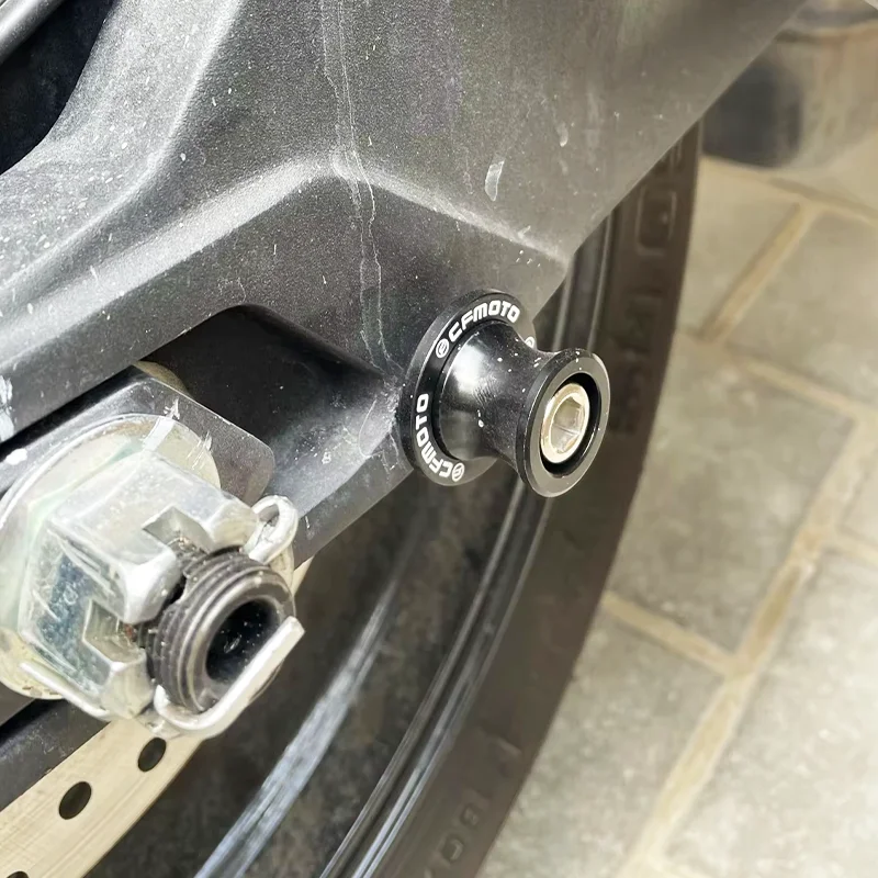 ل CFMOTO 450MT 250SR 450ss 400GT 650 GT MT NK 700CLX 800 700 MT دراجة نارية الملحقات M10 Swingarm بكرات المتزلجون حامل المسمار #2