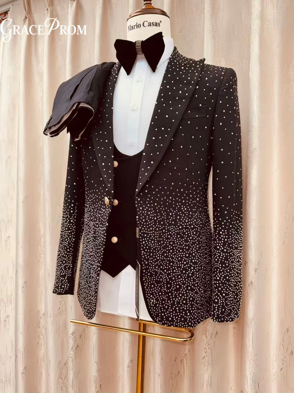Fashion Black Gradient Crystals Beaded Men Tuxedo Shiny Peak Lapel Groom Suit 2027 3PCS Blazer Pants Party Prom Costume Homme