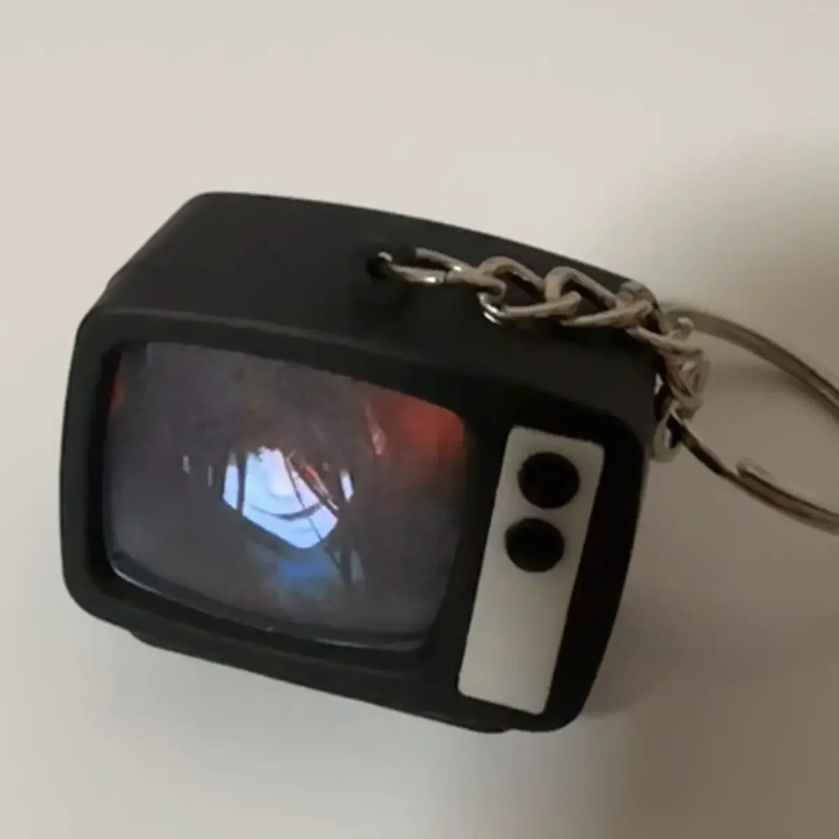 New Mr. Crawling/ Mr Scarletella real Homicipher mini TV keychain show keychain Pendant simulation toy TV Bag Keychain