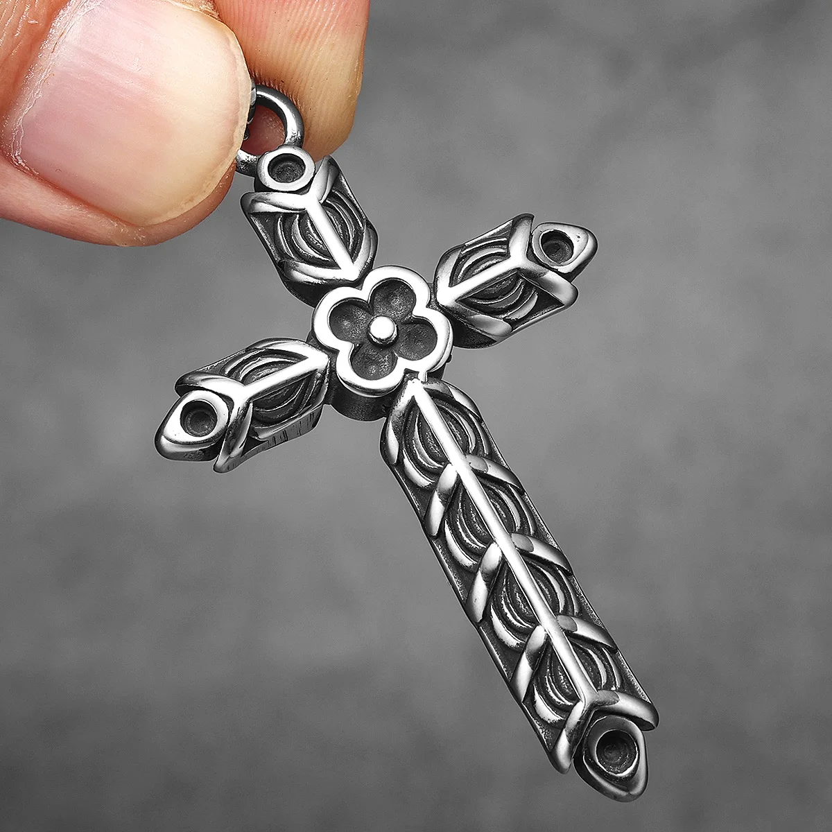 Carving Cross Men Necklaces Stainless Steel Pendant Chain Women Fashion Unique Jewelry Punk New In Accessories Gifts Wholesale