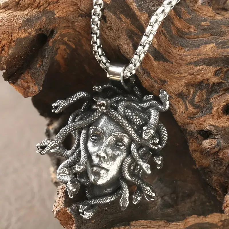 Men\'s Medusa Pendant Necklace Vintage Snake Animal Accessories Party Gift