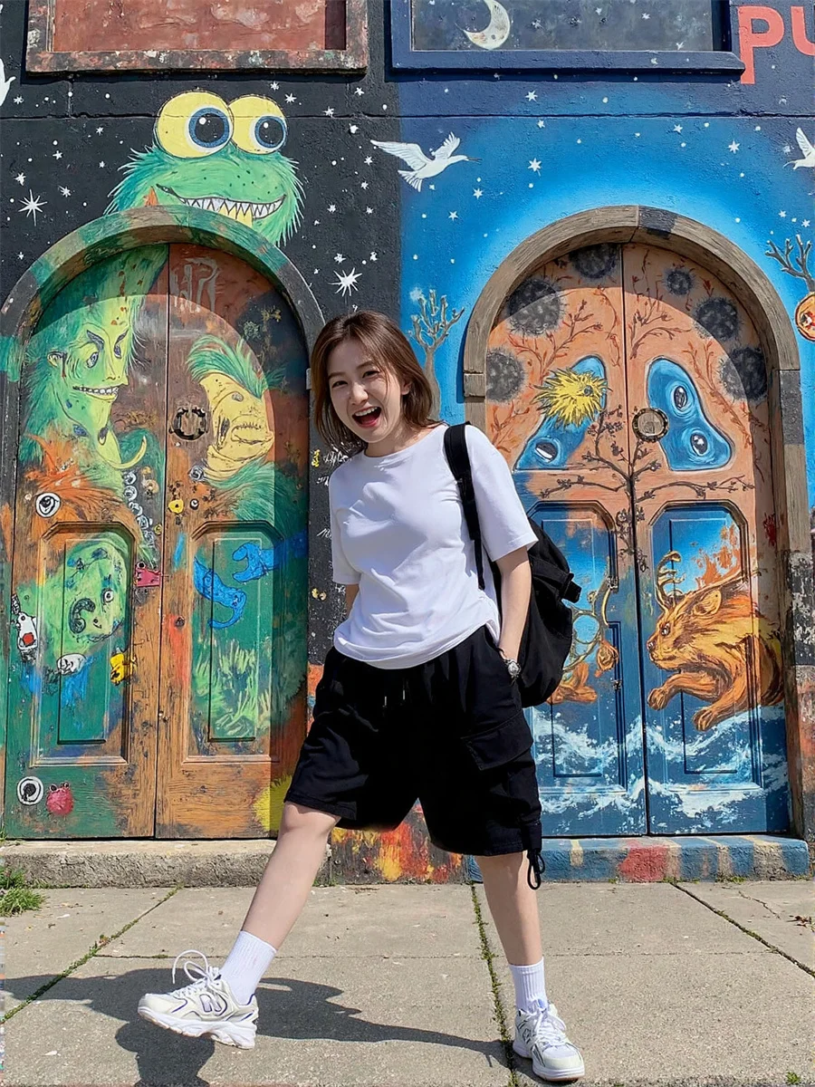 شورت نسائي واسع الساق متعدد الجيوب Y2K من قماش الدنيم Harajuku Gyaru ممزق منخفض الارتفاع بقصة ضيقة أزرق محب عصري جان كلوبوير