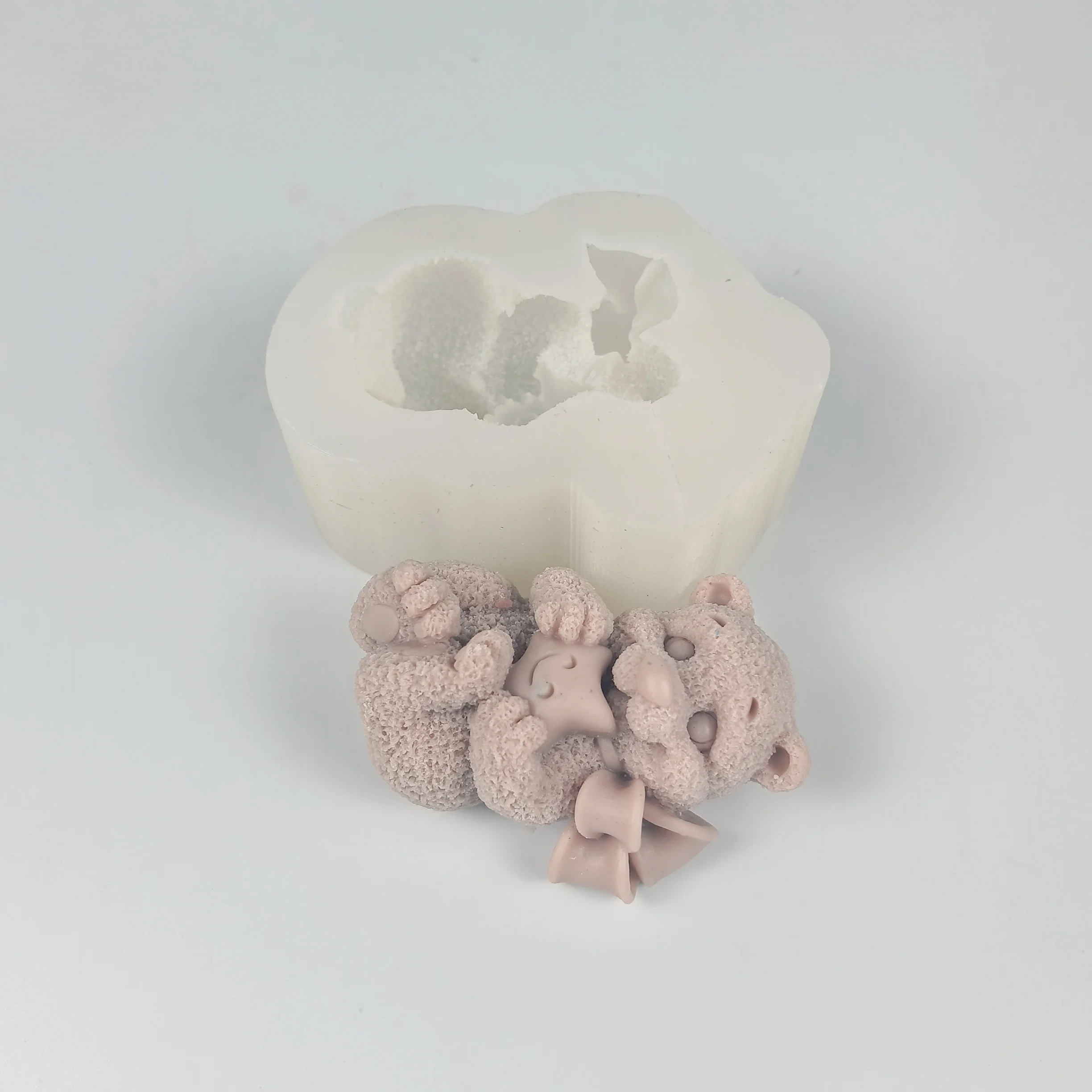 

2D Animals Mold Bow Bear Star Moulds Silicone Candle Soap Molds Clay Resin Cake Decor Wedding Birthday Candles Handmade DW0904