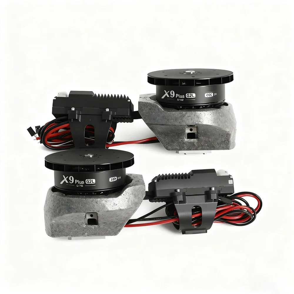 Hobbywing X9 PLUS G2 motor 45mm with 4314 props