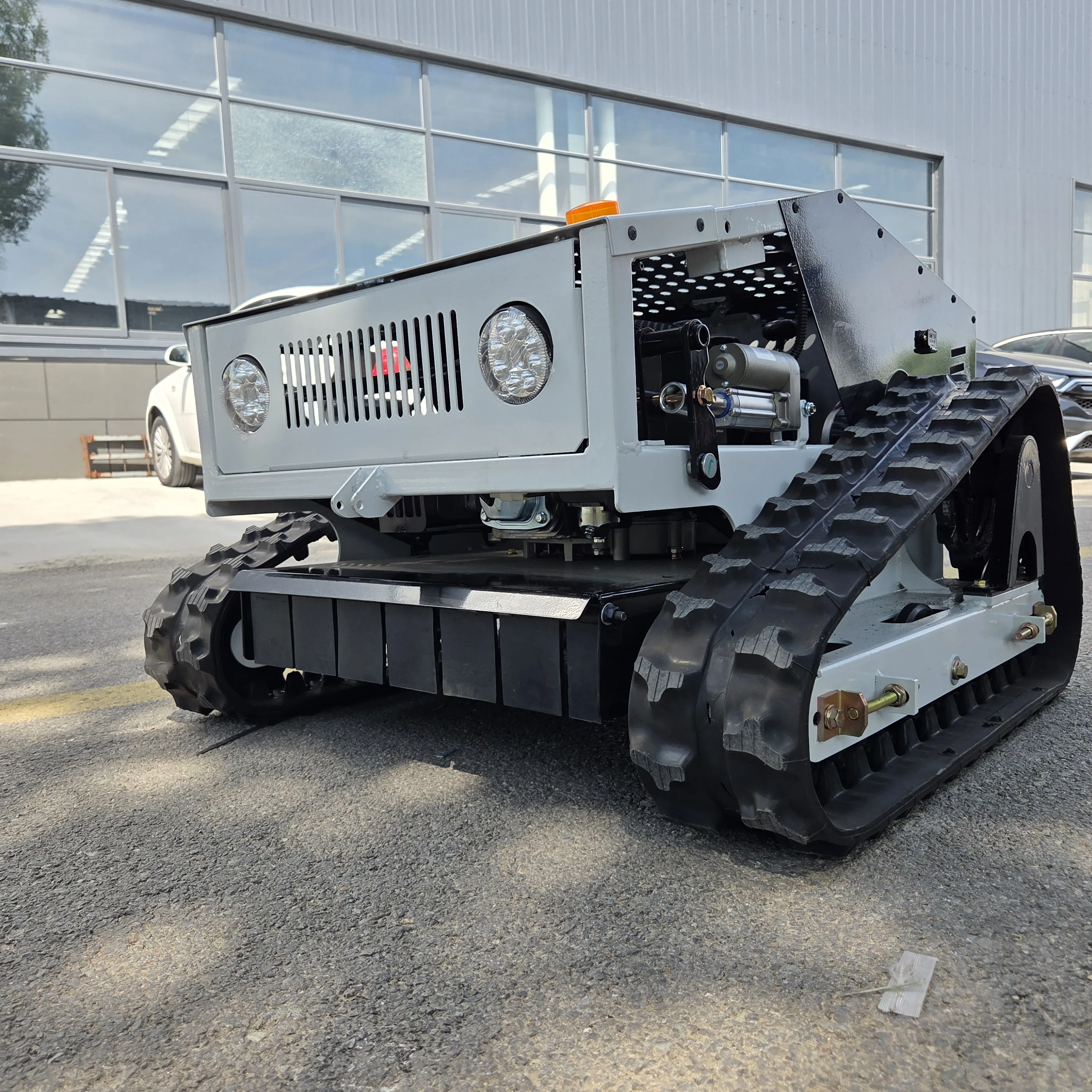 Mesin Pemotong Rumput Jarak Jauh ZNW - 500B Berkinerja Tinggi: Kontrol Nirkabel, Potongan 20 - 150mm, Langsung dari Pabrik & Dapat Disesuaikan Dapatkan Impian Anda