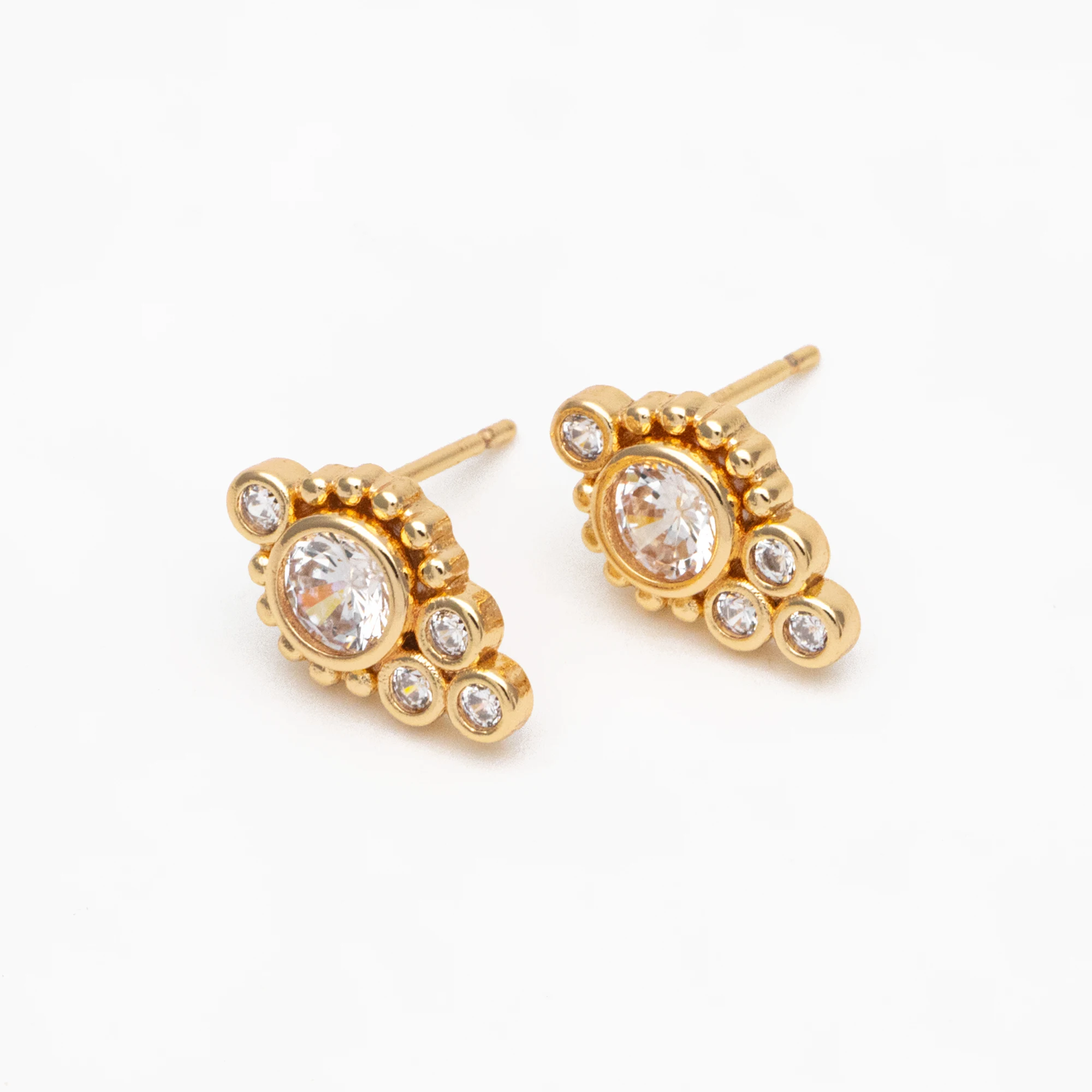 4pcs CZ Pave Round Cluster Ear Posts 13x8mm, Gold Plated Brass Dainty Stud Earrings (GB-3662)