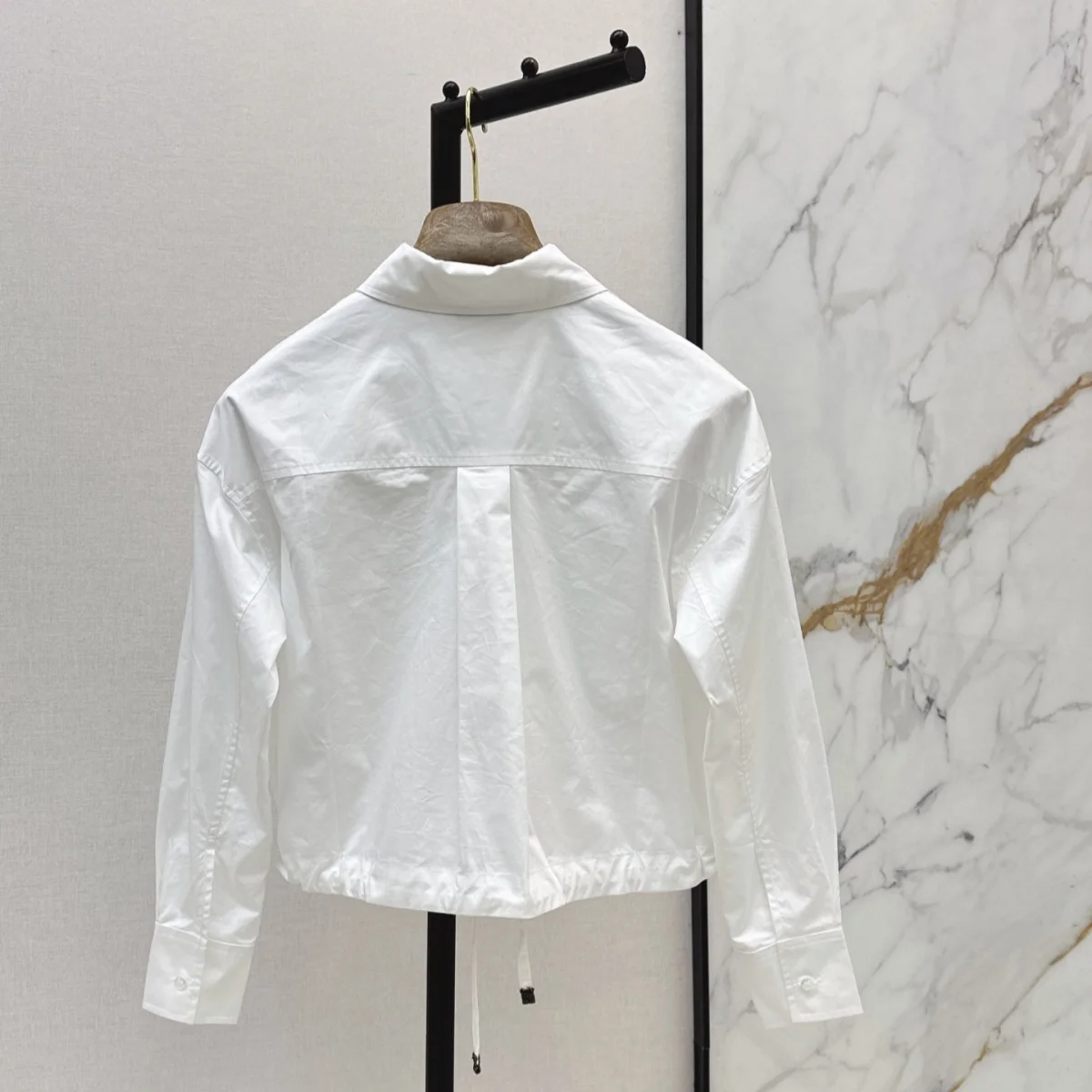 2026 High quality women's hem drawstring short workwear shirt--26928123