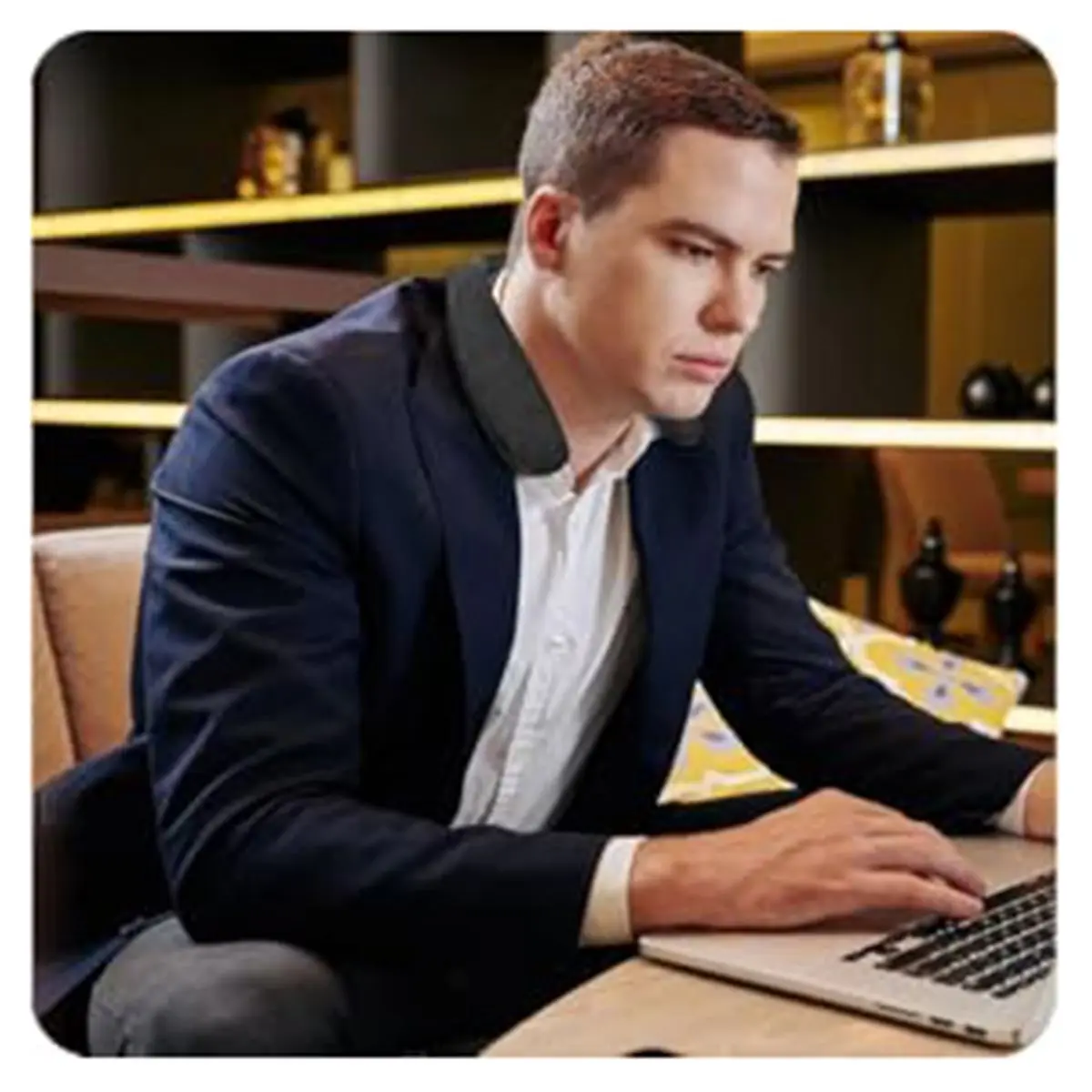 

Bluetooth-динамик с шейным ремешком -908, серый, 6 Вт, беспроводная стереосистема BT 5.0, идеально подходит для дома, игр, прогулок, езды на велосипеде