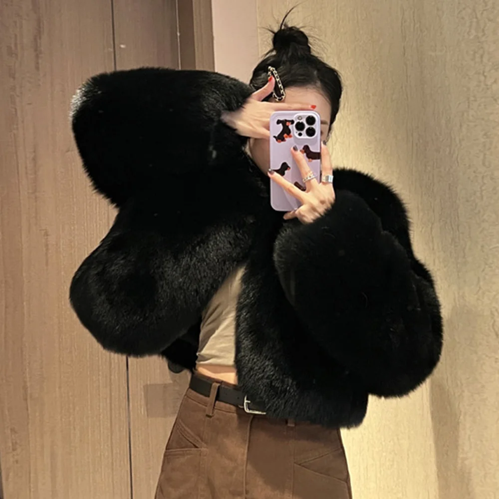 Women Faux Fur Coat Fashion Warm Winter Furry Long Sleeve Round Neck Female Plush Coats Fluffy Short Fur Jacket Ladies Outwear