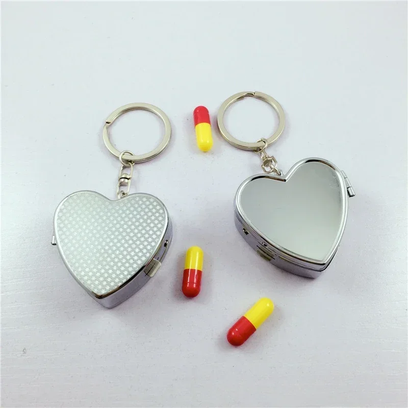 1Pc Heart-Shaped Small Pill Box Portable Metal Pill Box Medicine Organizer Container Medicine Case Candy Box Storage Holder 약통