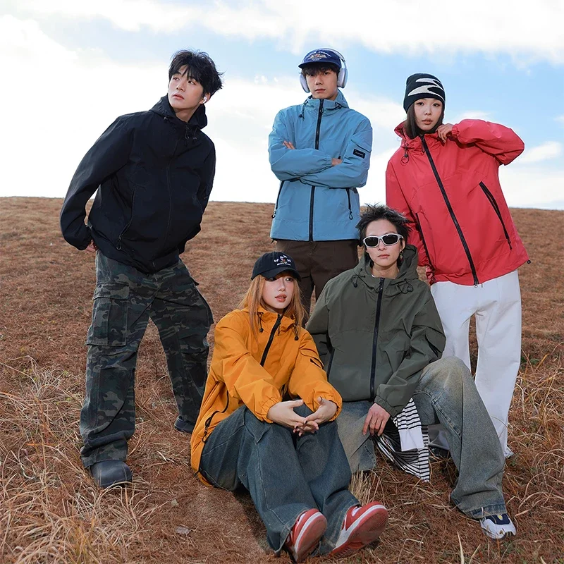 Outdoor Loose Hiking Jackets Women's Men's Windproof Waterproof Mountain Climbing Workwear Hooded Coat Couple Windbreaker Coats