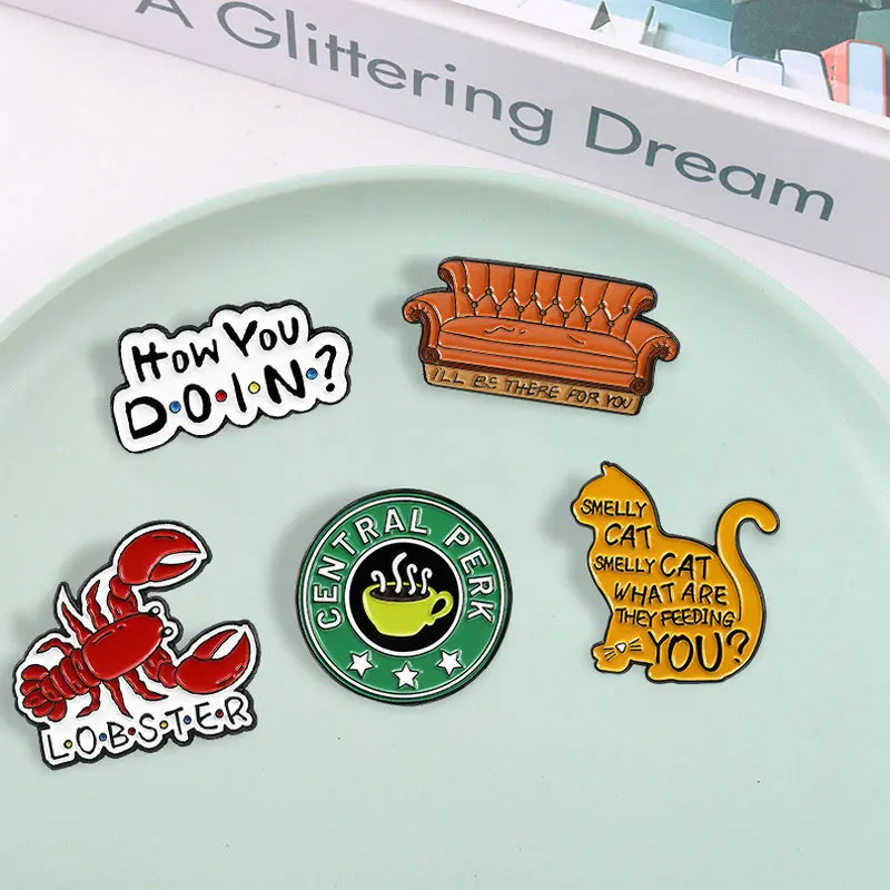 Doin Enamel Pin Custom Smelly Cat Sofa Lobster Turkey Brooch Lapel Badge Classic TV Jewelry Gift for Fans Friends How You