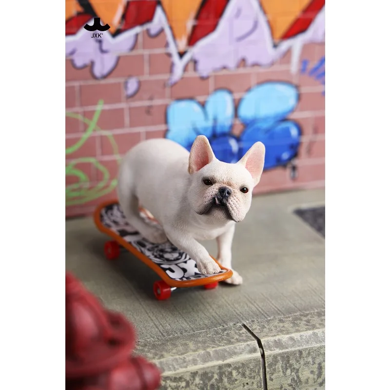 JXK – bouledogue simulé à l'échelle 1/6, modèle de chiot de combat de Skateboard fait à la main pour figurines d'action de 12 pouces, ornement d'animaux, cadeaux