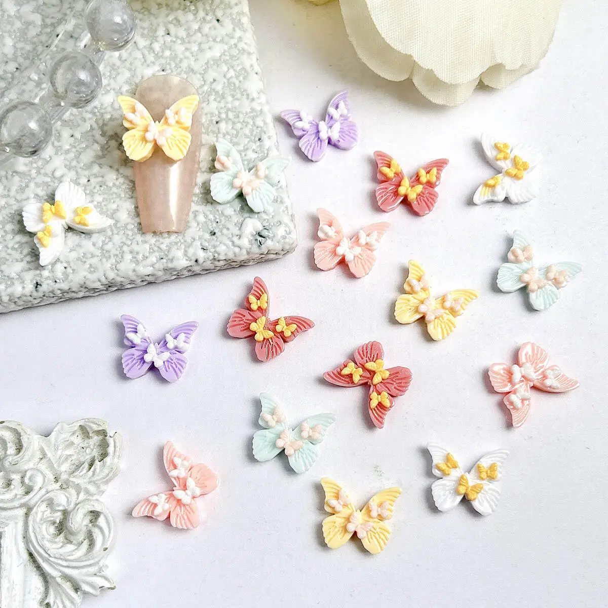 30 pièces fée coloré résine papillon ongles breloques Kawaii papillon Nail Art décoration pièces pour coque de téléphone pinces à cheveux bricolage artisanat