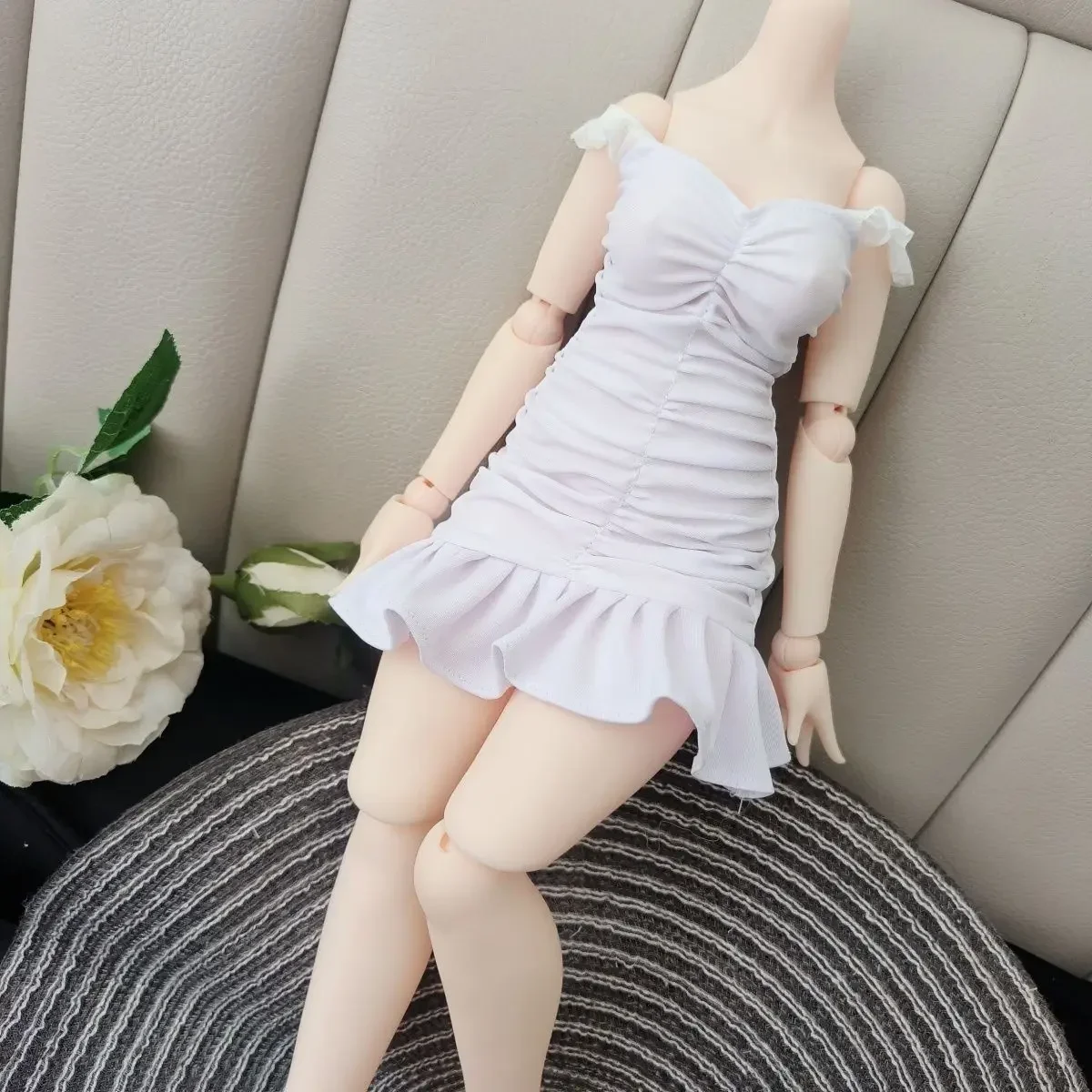 (ที่กําหนดเอง) ตุ๊กตาเสื้อผ้ากระโปรงสีขาวสําหรับ 1/4 ตุ๊กตา bjd Ruffle Edge ชุดจีบ Slim Fitting ลูกไม้ของเล่นตุ๊กตาอุปกรณ์เสริม