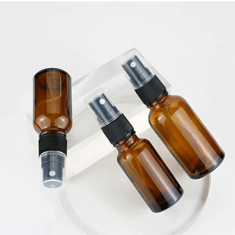 2 Stück 5 ml-100 ml leere bernsteinfarbene kleine Glassprühflaschen mit feinem Nebel, Set für ätherische Öle, Parfüm-Reinigungslösungen, nachfüllbar