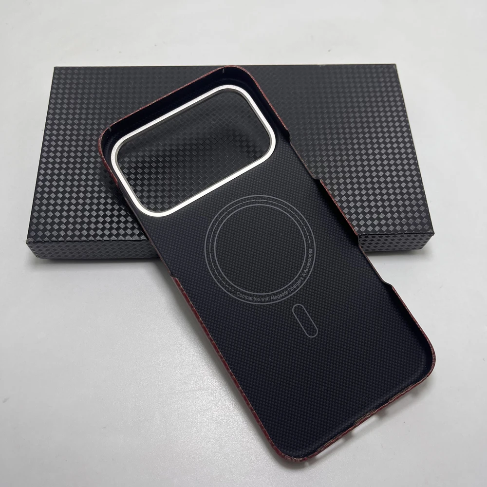 Real Carbon Fiber Case for Iphone 18 Pro Max for Magsafe Magnetic Red Ultra-Thin Lightweight for Iphone18 Pro Aramid Phone Cover