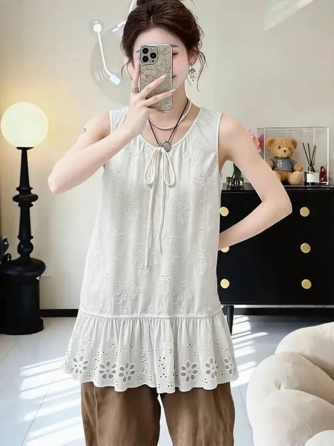 Korean Style Lace Splicing Vest Large Size Loose Fit Bell Sleeve Casual round Neck Top for Young Women Mid-Length Thin Outerwear