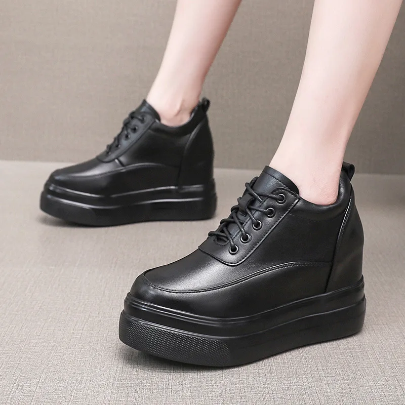 

9cm Comfortable Thick Bottom Flat Platform Shoes Women Flats 2026 Spring Genuine Leather Shoes Hidden Height Casual Shoes Mom