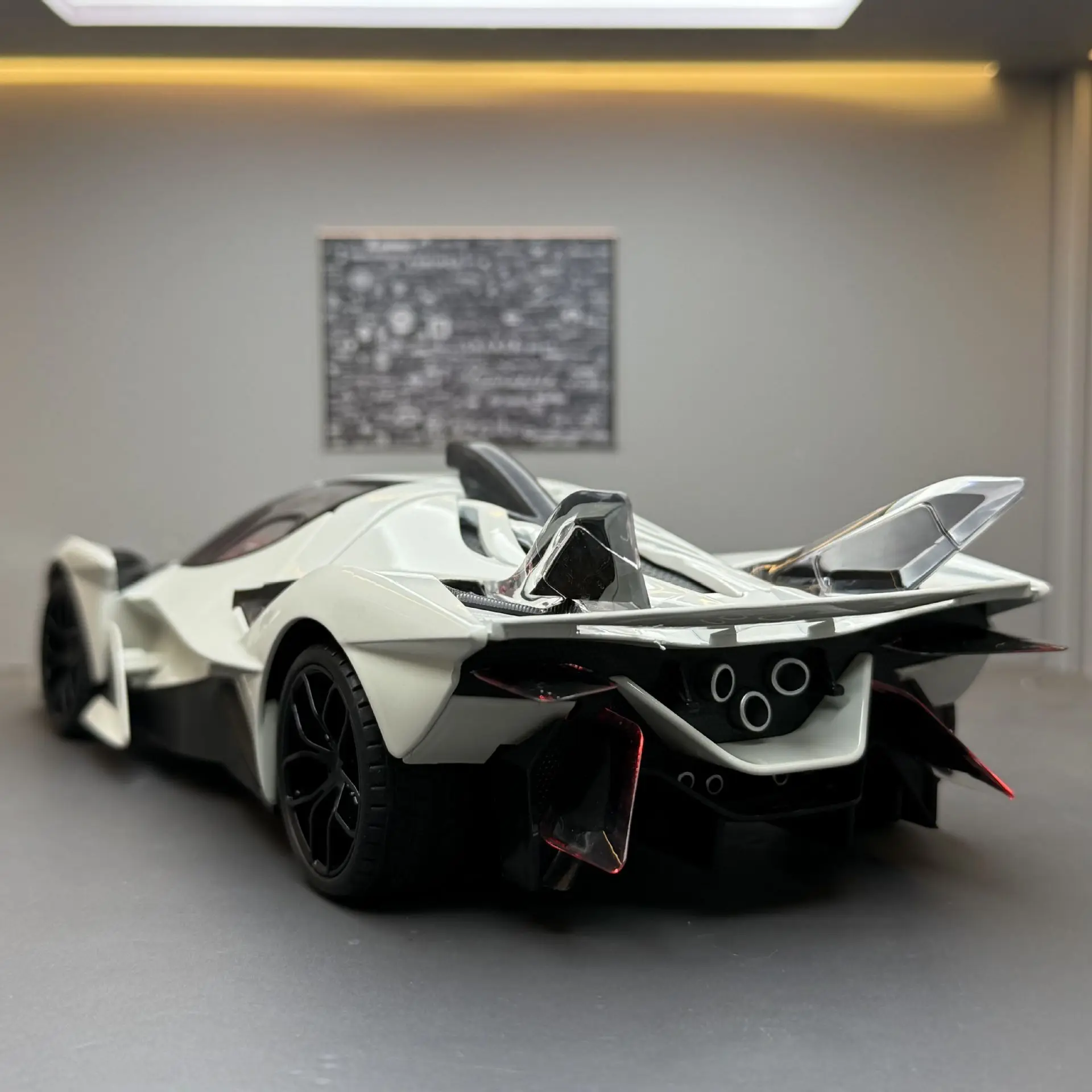 Voiture de sport à grande échelle, son et lumière, jouet rétractable, modèle sonore, ornement, bon ami, fils, fille, cadeau haut de gamme