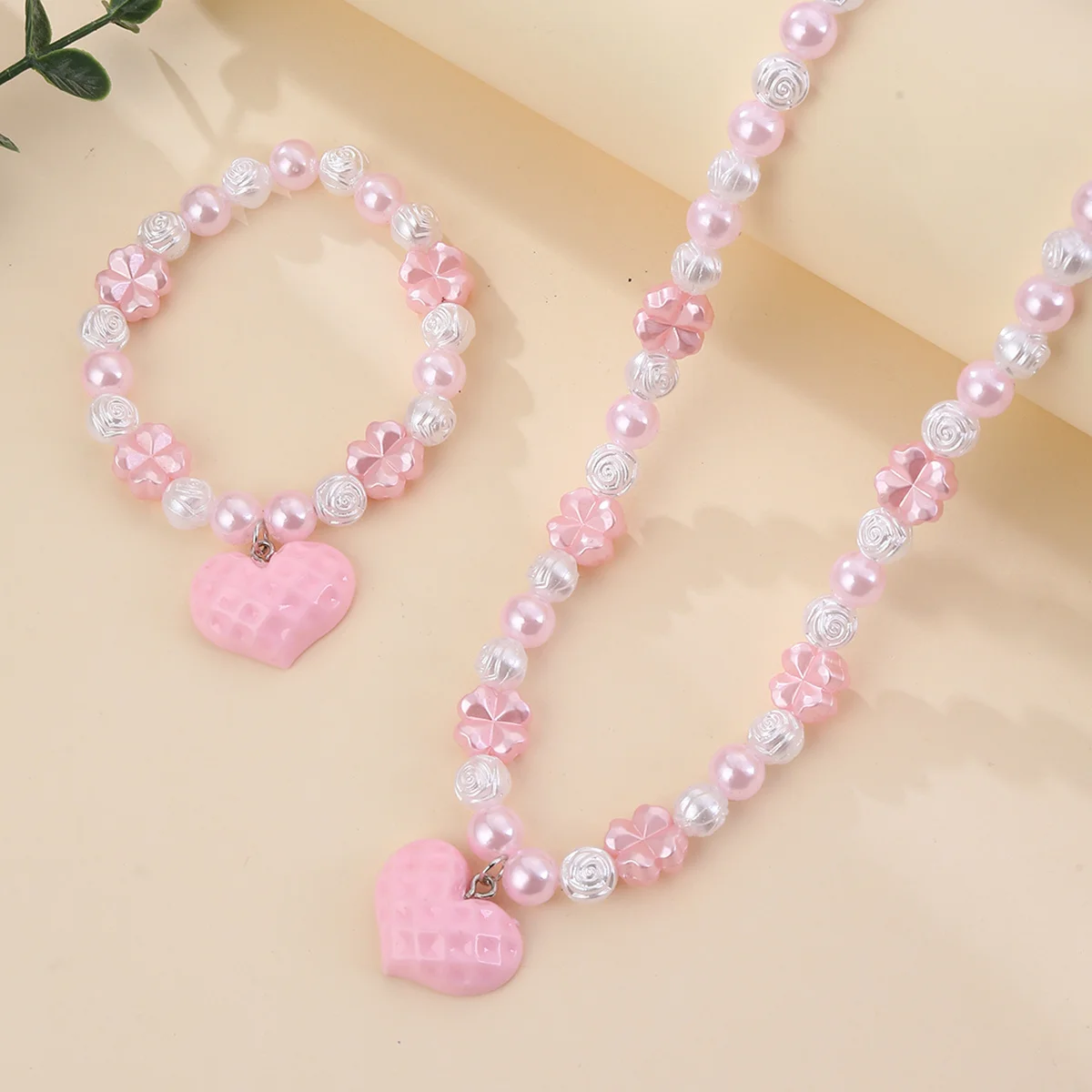 2Pcs Pink Heart Flower Girls Necklace Bracelets for Toddler Princess Sweet Beaded Jewelry for Gift Birthday Party Favors