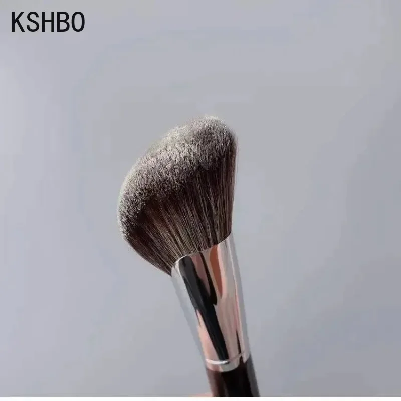 KSHBO 1/2pcs Face Contour Makeup Brushes Fan-shaped Professional Powder Blush Highlighter Bronzer V Face Silhouette Brush Tools