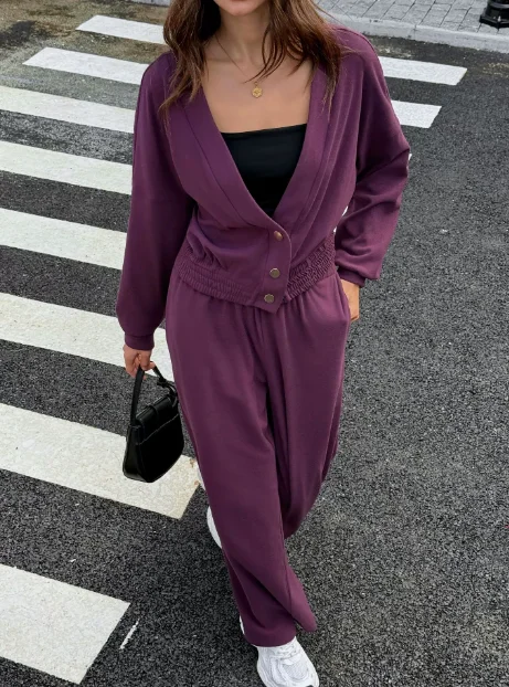 

2025 Autumn/Winter New Women's Fashion Leisure Vacation Long Sleeve Sweater Straight Leg Pants Two Piece Set Women's Clothing