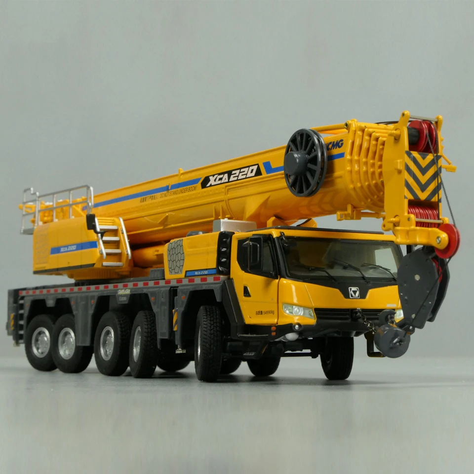 1:50 Scale Diecast XCMG 220 Tons All Terrain Crane Model Hoist