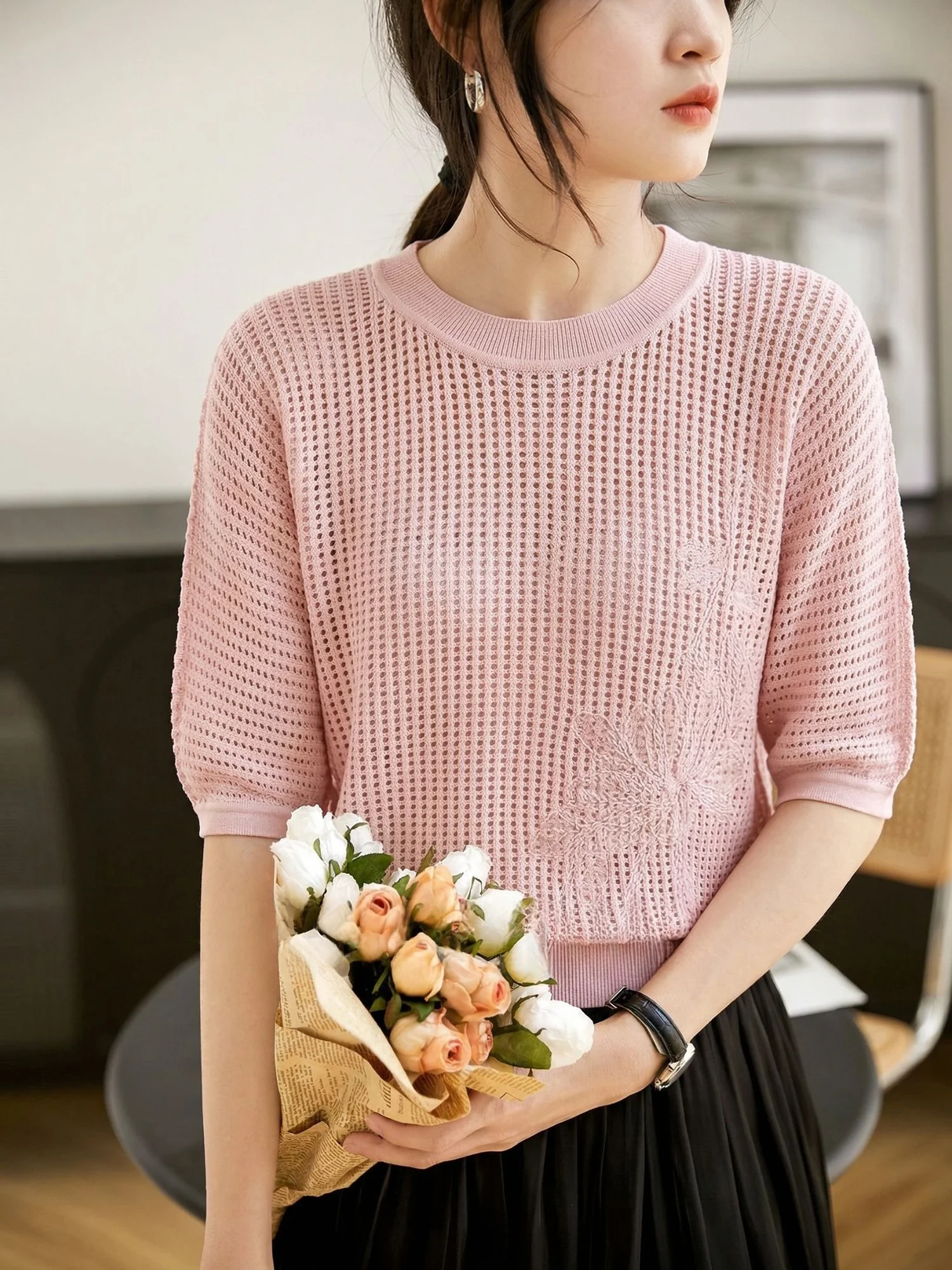 

Chivirin Cotton Knitted Hollow out Short Sleeve round Neck Women's T-Shirt Versatile Summer Top Quality Fashion Casual Wear