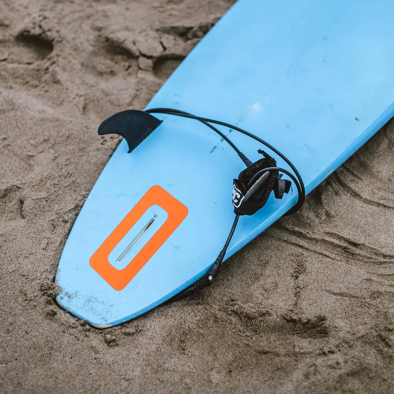 

Набор из 4 наклеек для надувной доски для паддлбординга: прочные клейкие наклейки для защиты края и основания плавников, замена оригинальных.