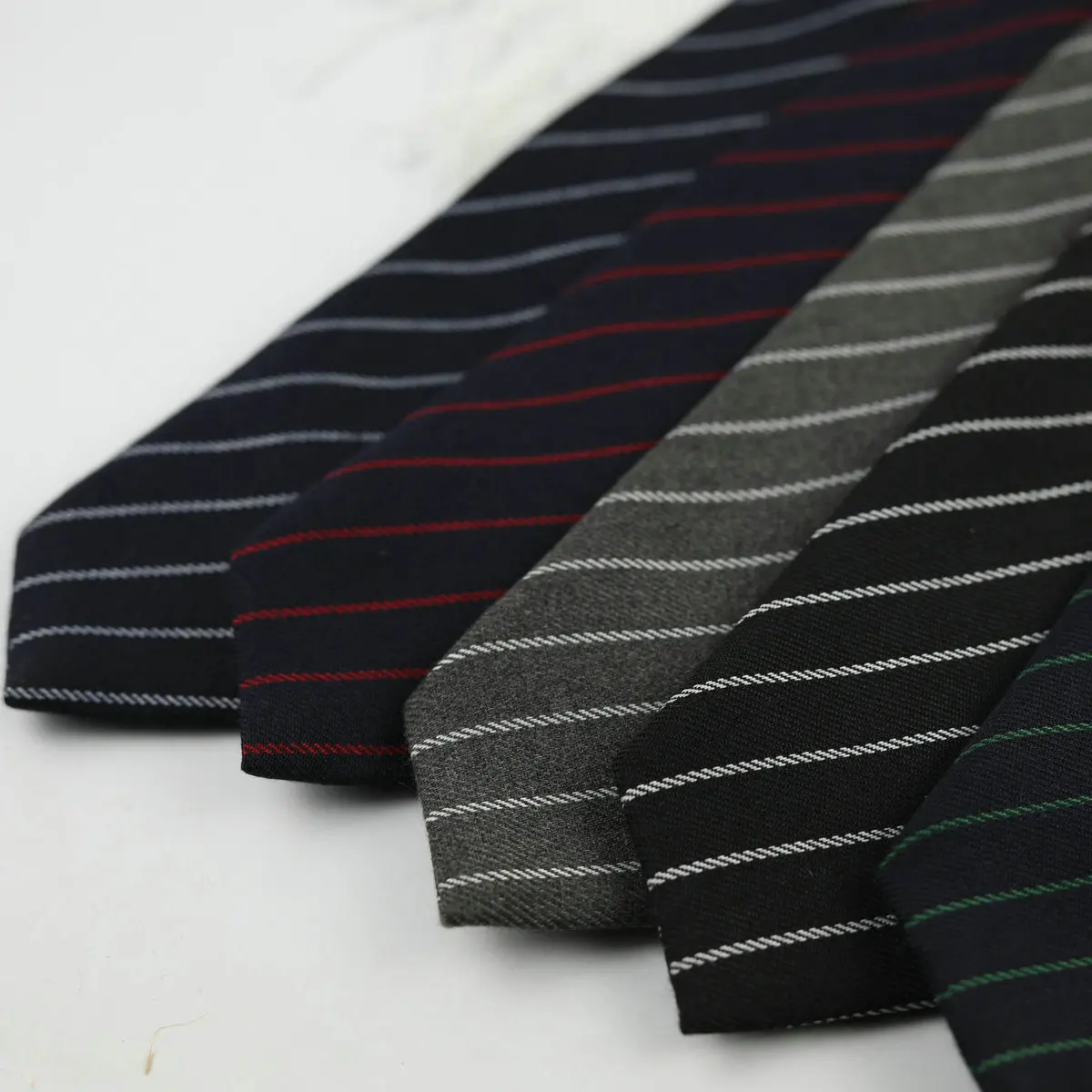 한국어 스타일 블랙 그레이 스트라이프 JK 넥타이 우아한 Bowties 숙녀 칼라 슬림 넥타이 셔츠 액세서리 선물 코튼 소프트 게으른 넥타이