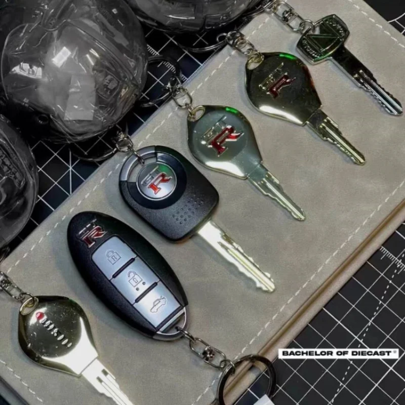 Genuine Bandai Gashapon Nissan Skyline Gt-R Keychain Set – R32 / R33 / R35 (Jdm Collectible) Toy Gift - Image 3