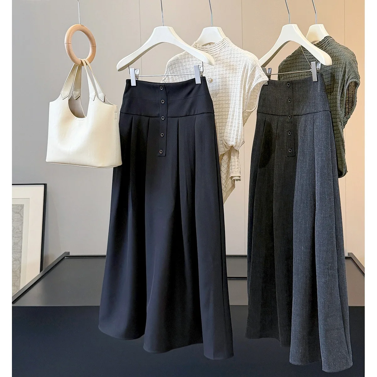ALPHALMODA Retro Design, Single-breasted, A-line Skirt for Women, Autumn New, High-waist, Mid-length Pleated Skirt