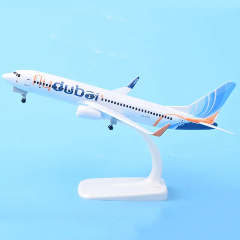 20CM Airplanes Flydubai Airlines B737 Metal Plane Model Aircraft Kid Gift Collectible Model Toys Wheels Display