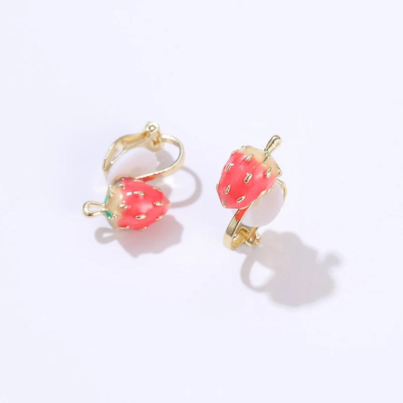 Korean Fashion Enamel Strawberry Clip on Earrings for Women Sweet Simple Long Chain Tassel Fruit Stud Earrings Party Jewelry