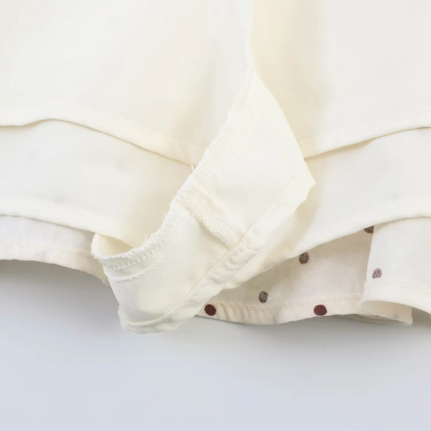 BSAY Neuer Beiger Gepunkteter Skort für Damen, Hochgeschnittener Plissierter Rüschen-Minirock, Sommerliche Lässige Strandshorts mit Futter – Detail 7