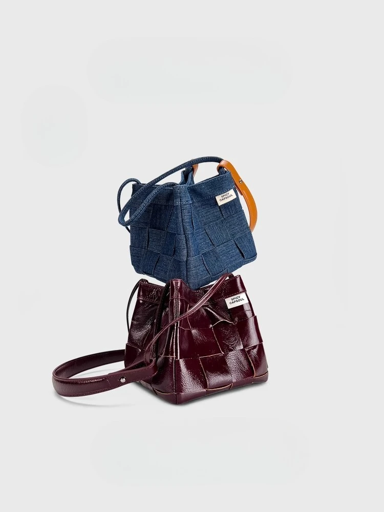 

Hand-woven shoulder basket bag