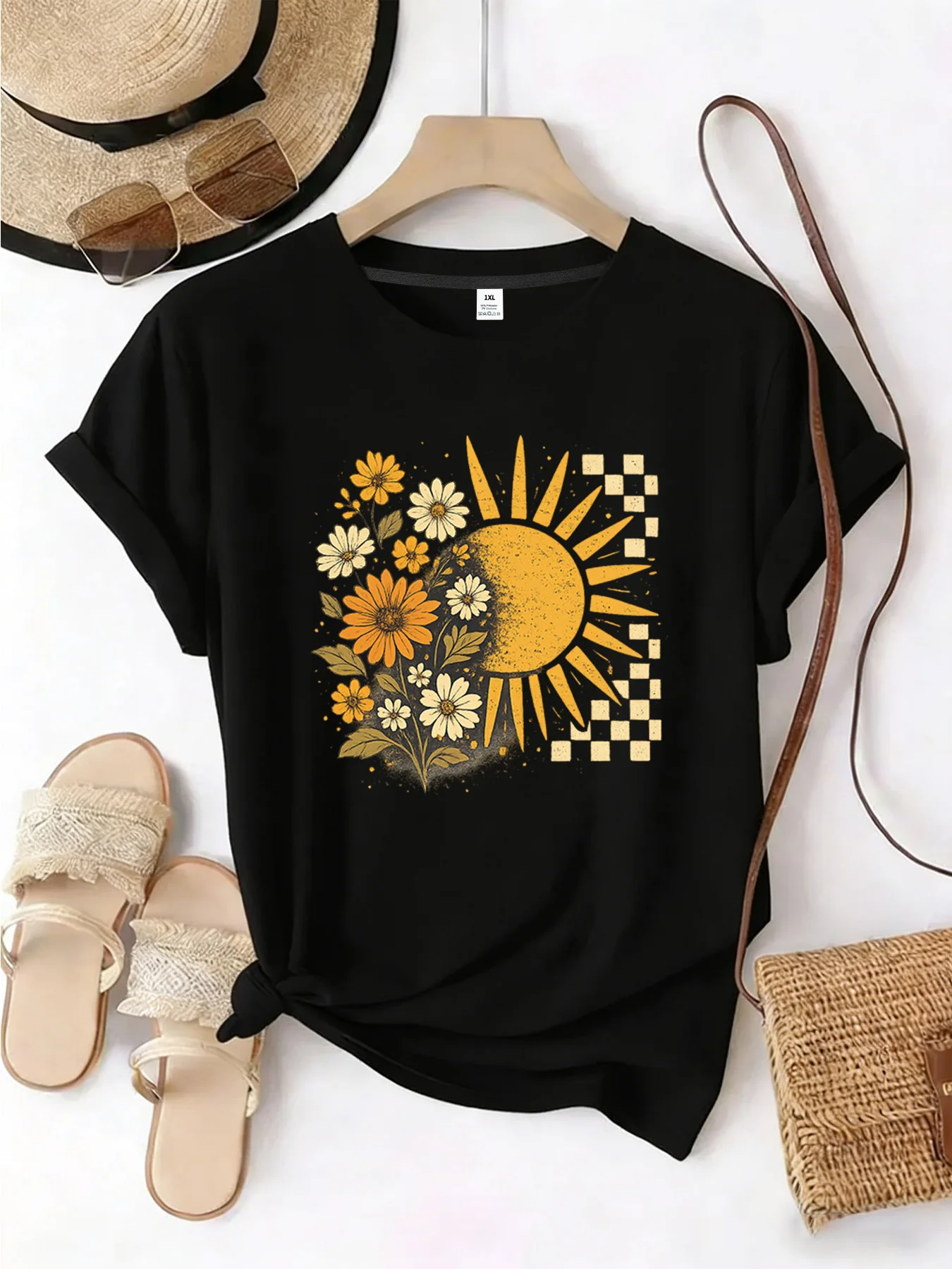 

【YJ00042】Flowers and the Sun Plus size women's round neck short sleeve T-shirt with elastic half sleeves and trendy prints